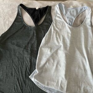 Workout twist back tank top